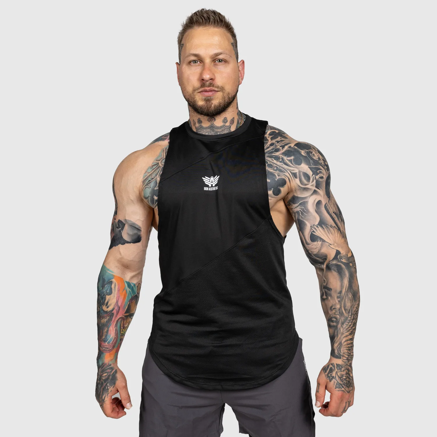 Tréningové tielko Iron Aesthetics Gym Tank, čierne-1