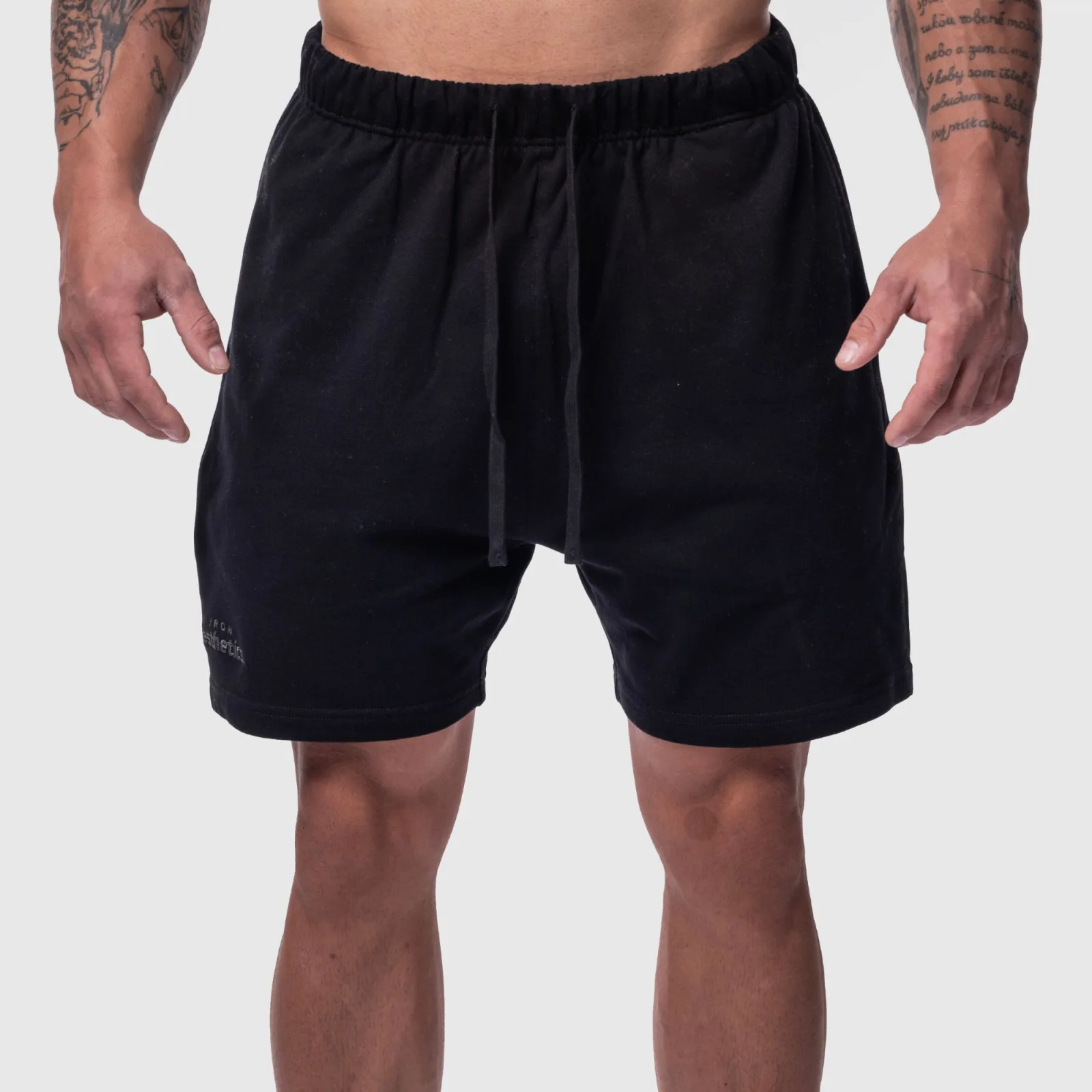 Pánske bavlnené šortky Iron Aesthetics Ambition, čierne-1