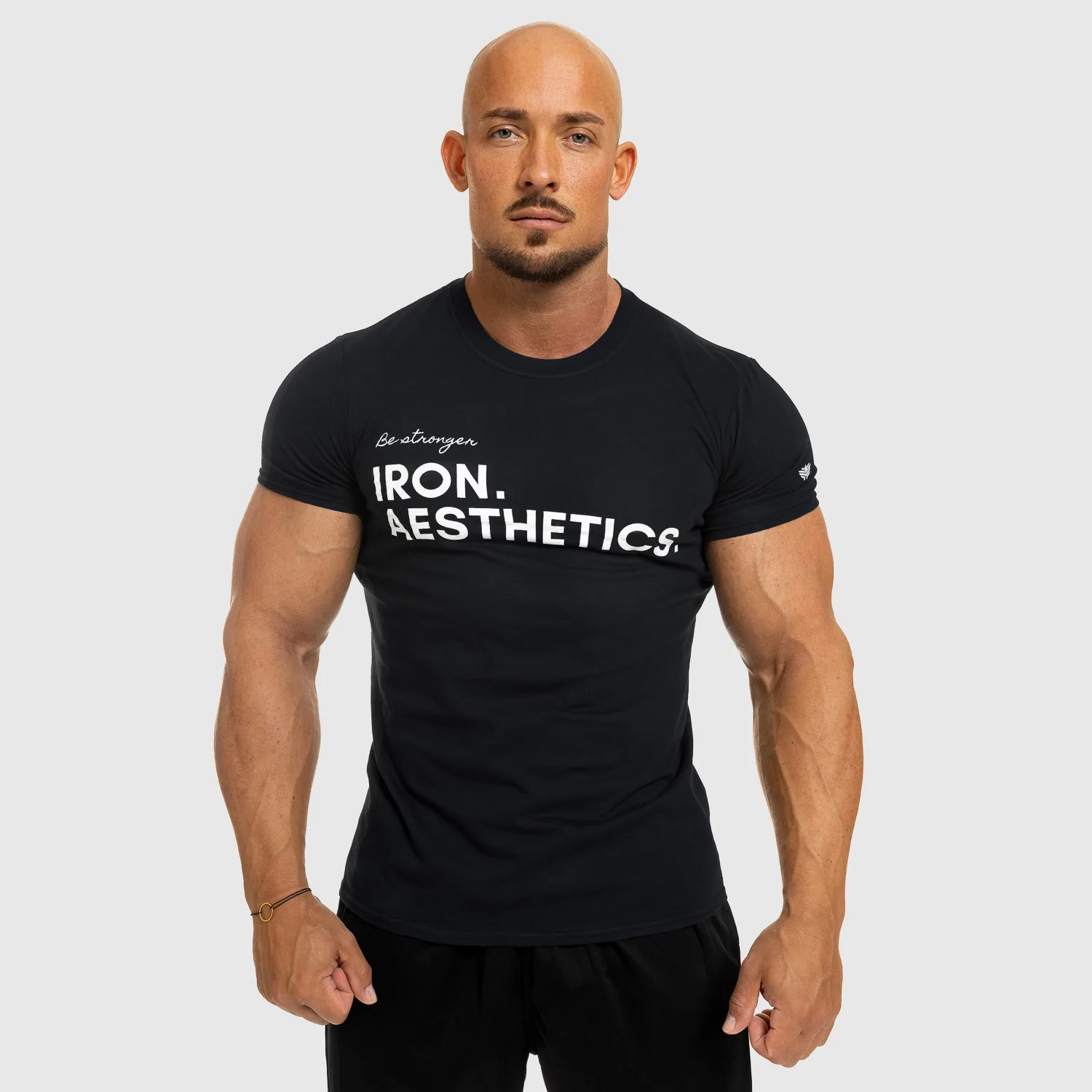 Pánske fitness tričko Iron Aesthetics Be Stronger, čierne-1