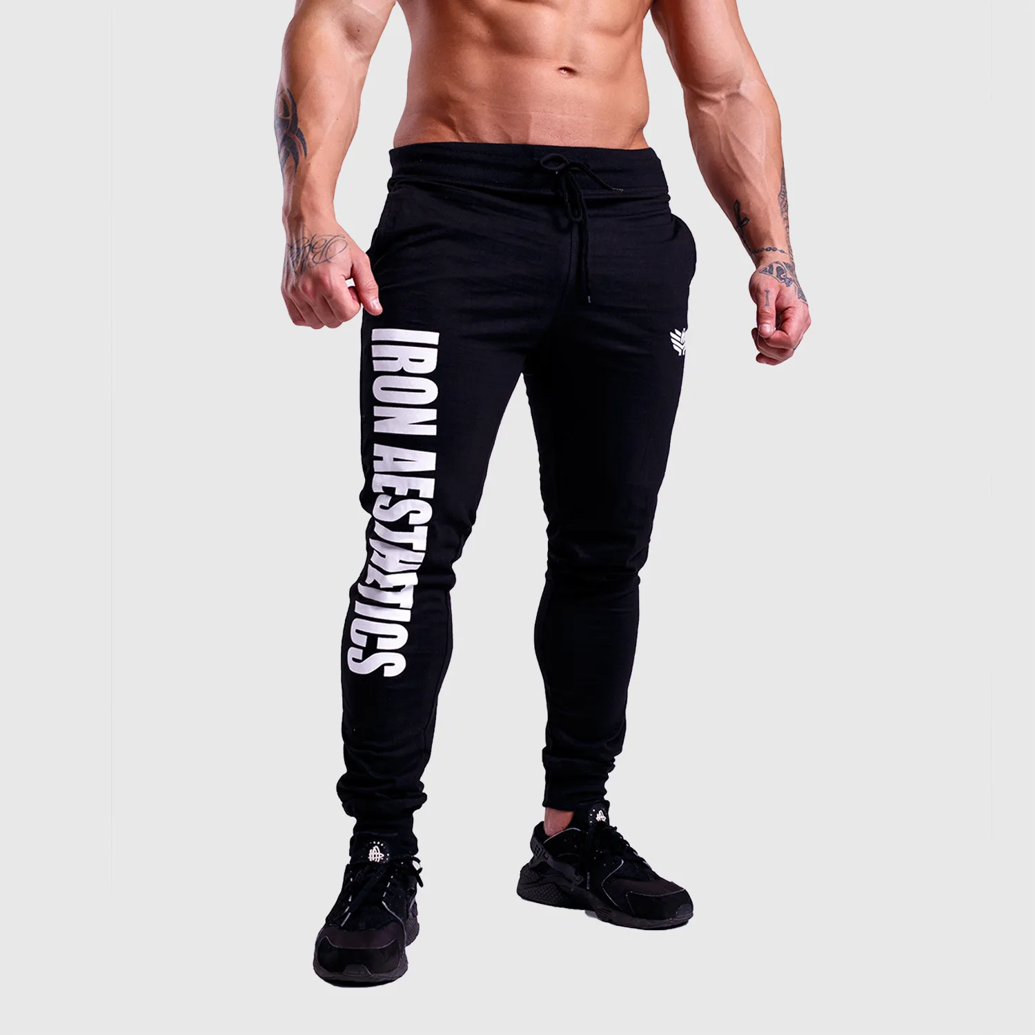 Jogger tepláky Iron Aesthetics Vertical, čierno-biele - KAZOVÝ VÝROBOK-1